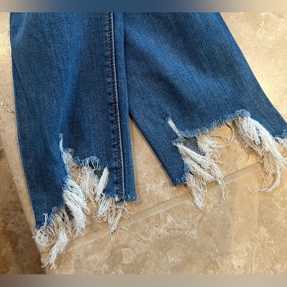 Express Super Stretch Destroyed Skinny Jeans - Picture 3 of 7